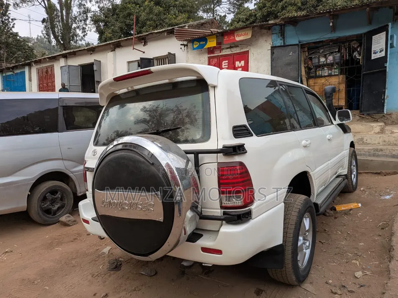 Toyota Land Cruiser 2001 Pearl