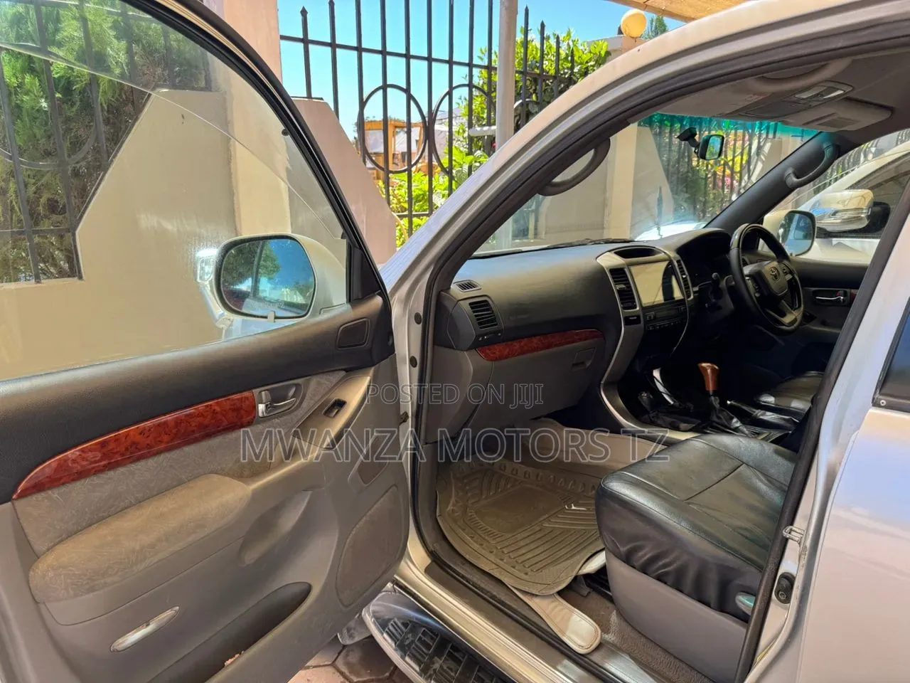 Toyota Land Cruiser Prado 2005 Silver