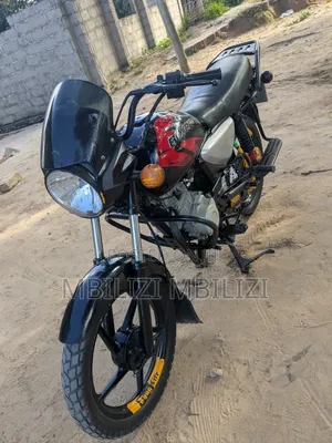 Bajaj Boxer X125 2025 Black