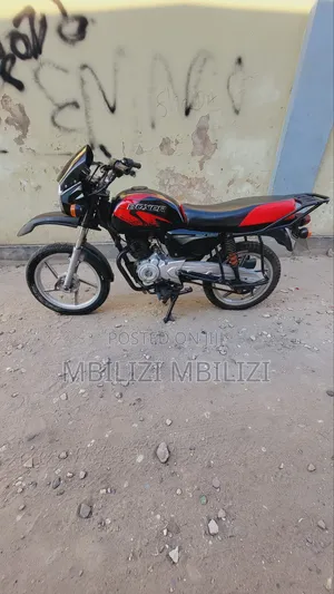 Bajaj Boxer X125 2023 Black