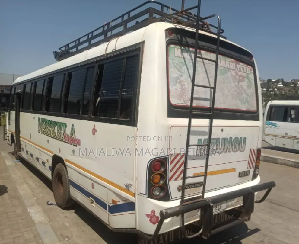 Tata LP 2009 White