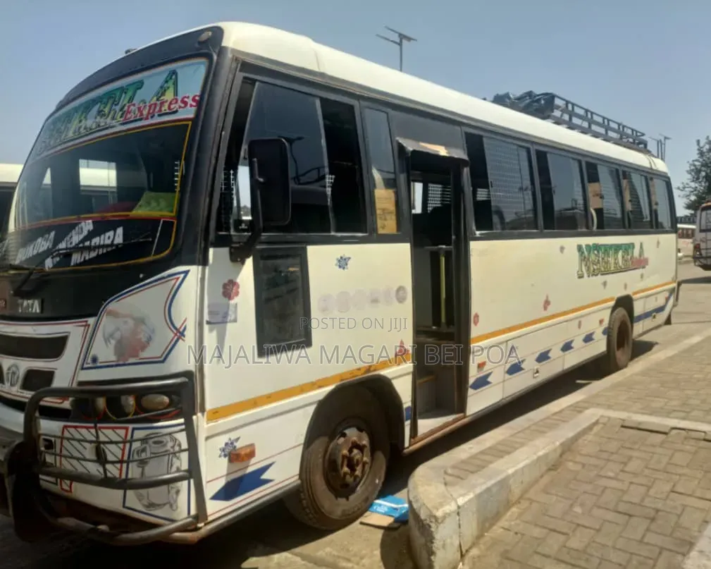 Tata LP 2009 White