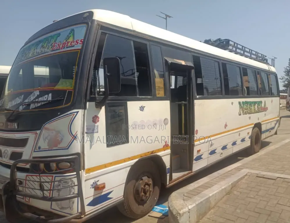 Tata LP 2009 White