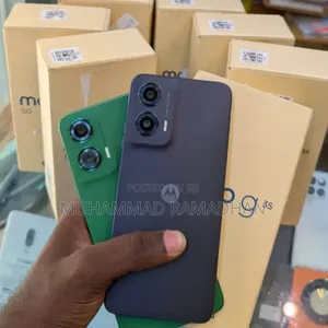 New Motorola Moto G35 256 GB Green
