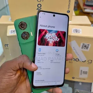 New Motorola Moto G35 256 GB Green