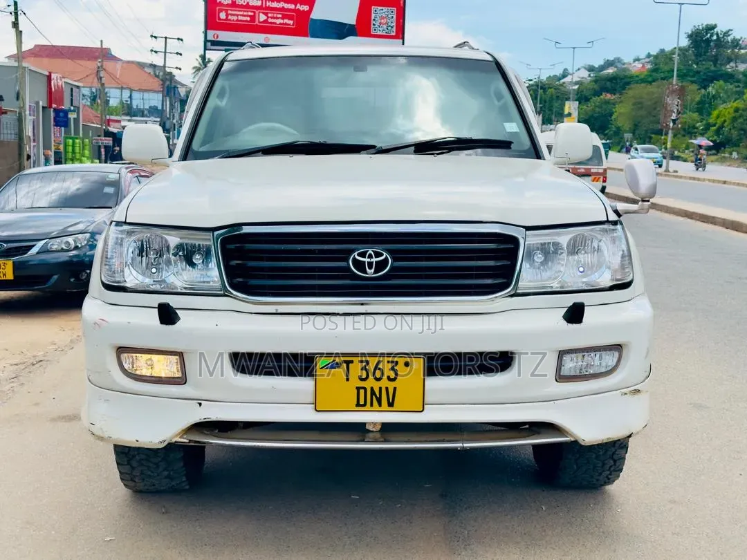 Toyota Land Cruiser 2004 Pearl