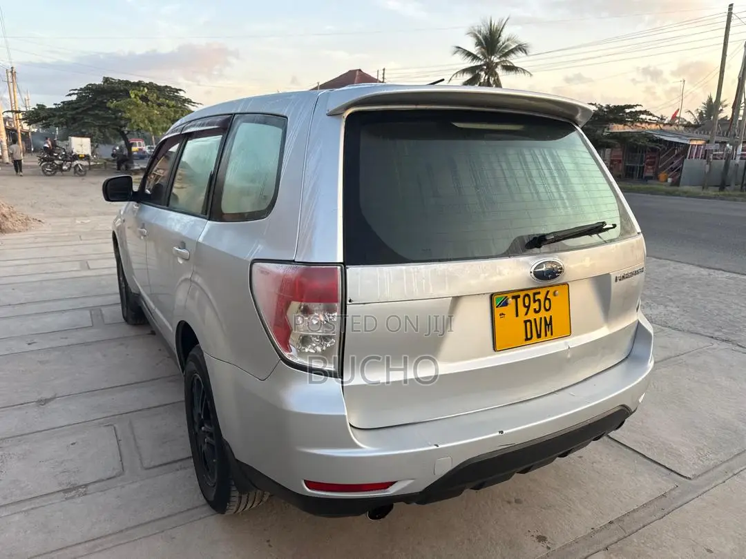 Subaru Forester 2009 Silver