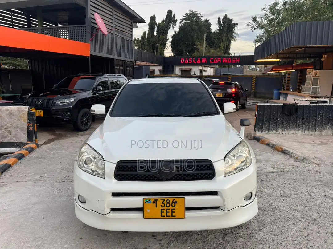 Toyota RAV4 2008 White