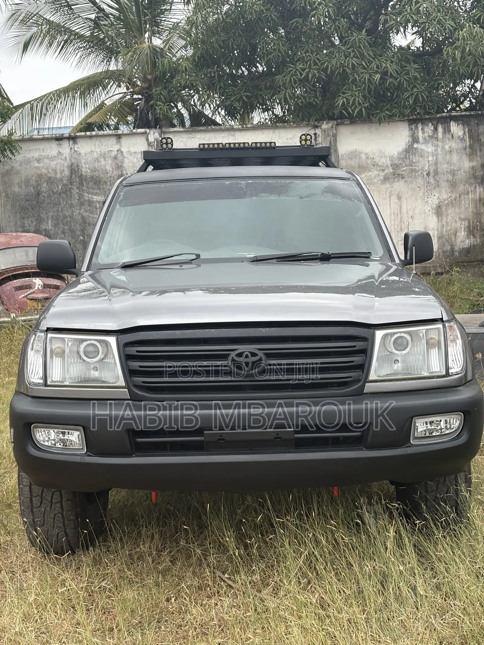Toyota Land Cruiser HDJ 100 2002 Black