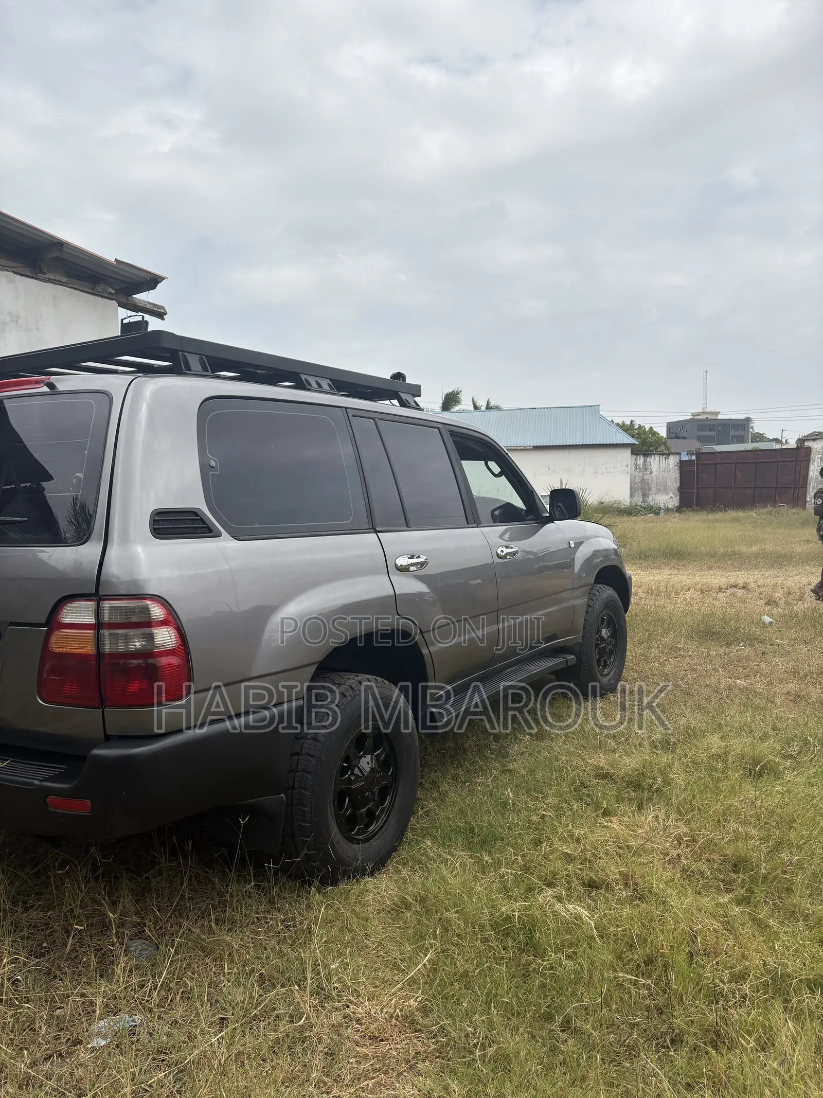Toyota Land Cruiser HDJ 100 2002 Black