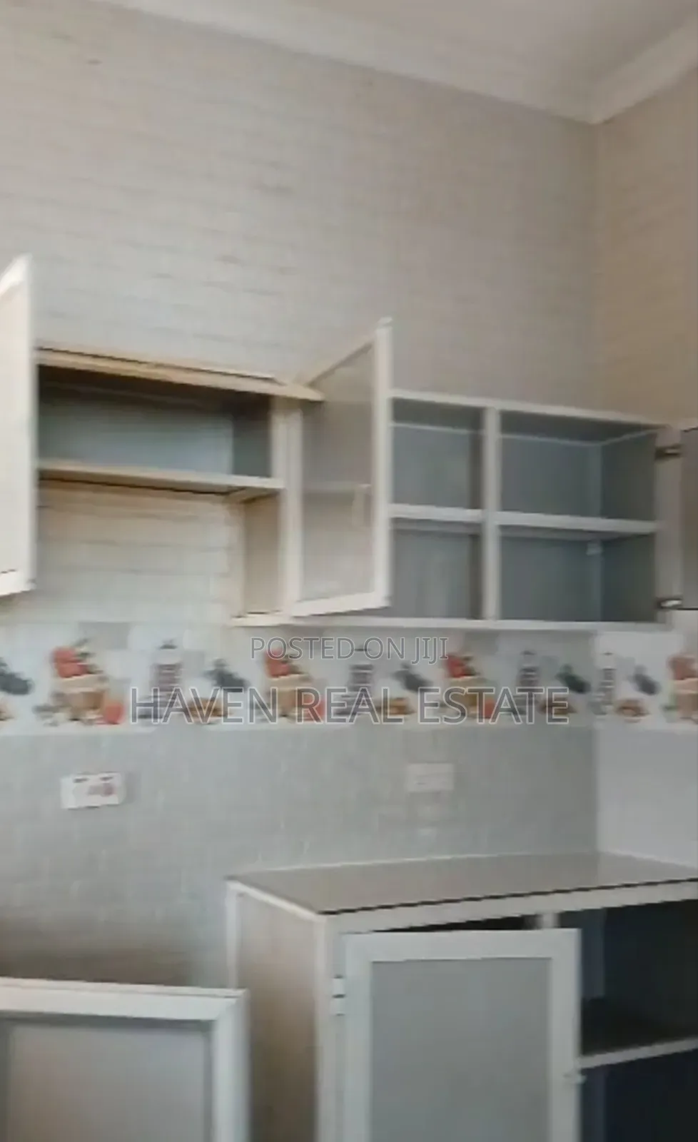 4bdrm House in Mjini for rent