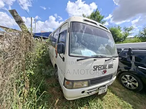 Toyota Coaster 2006 White