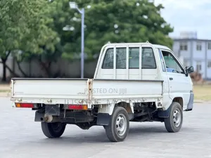 Toyota Lite-ace 2004 White
