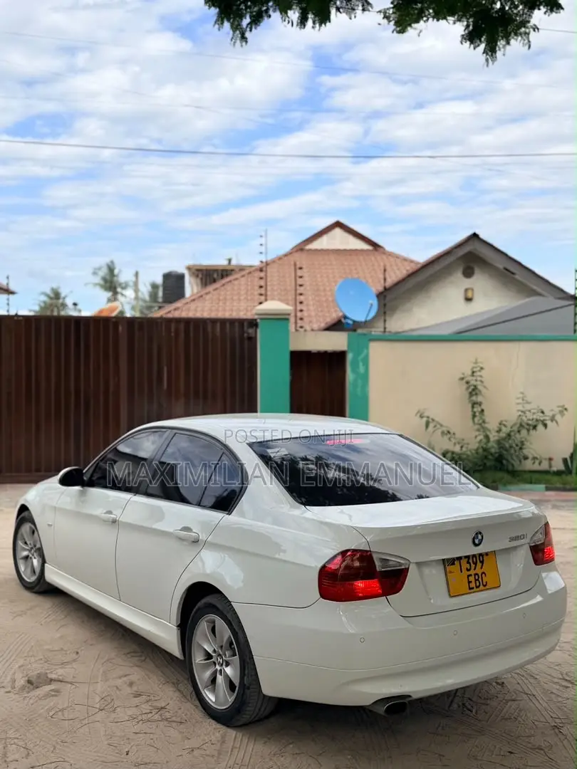 BMW 3 Series 2010 White