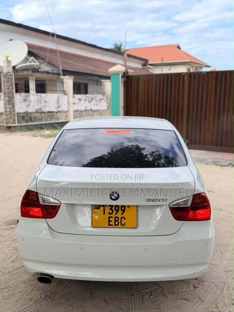 BMW 3 Series 2010 White