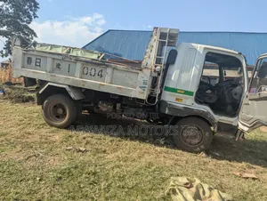 Fusso Tipper Mayai