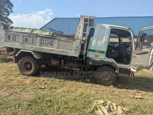 Fusso Tipper Mayai