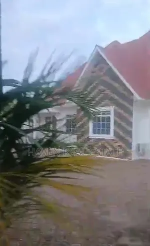 4bdrm House in Mjini for rent