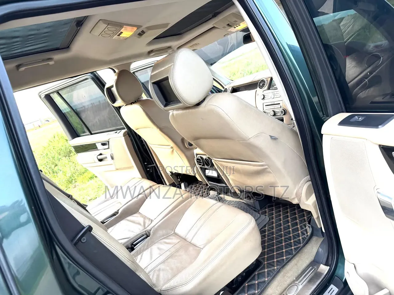 Land Rover Discovery 2012 Gray