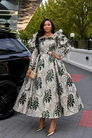 Elegant Dress Available Karibuni Sanaa
