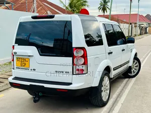 Land Rover Discovery 2013 Pearl