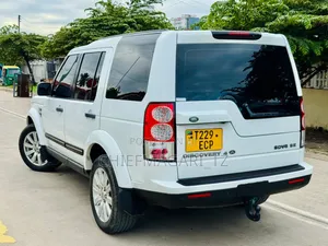 Land Rover Discovery 2013 Pearl