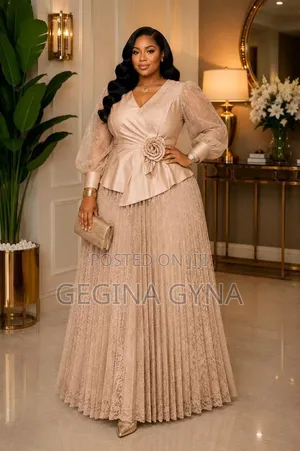 Elegant and Classy Dress Available Karibuni Sanaa Sana