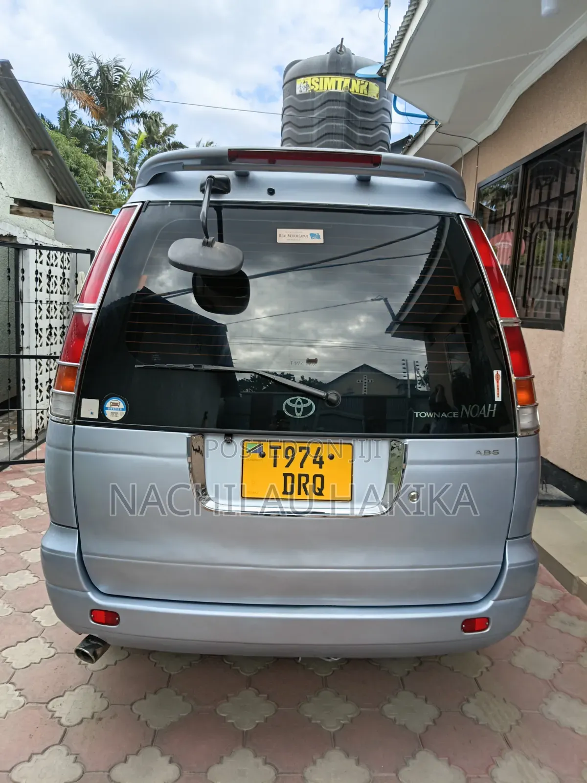 Toyota Noah 2001 Silver