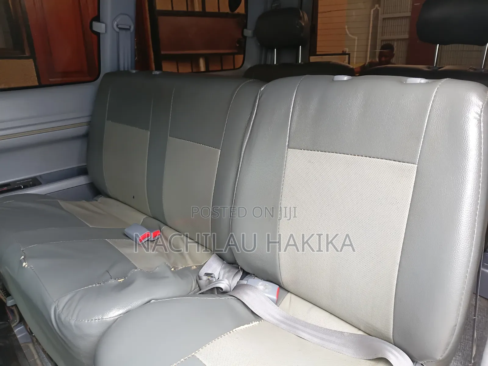 Toyota Noah 2001 Silver