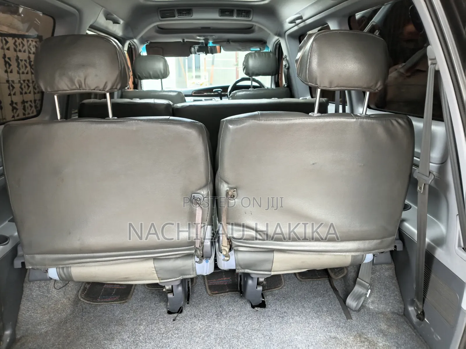 Toyota Noah 2001 Silver