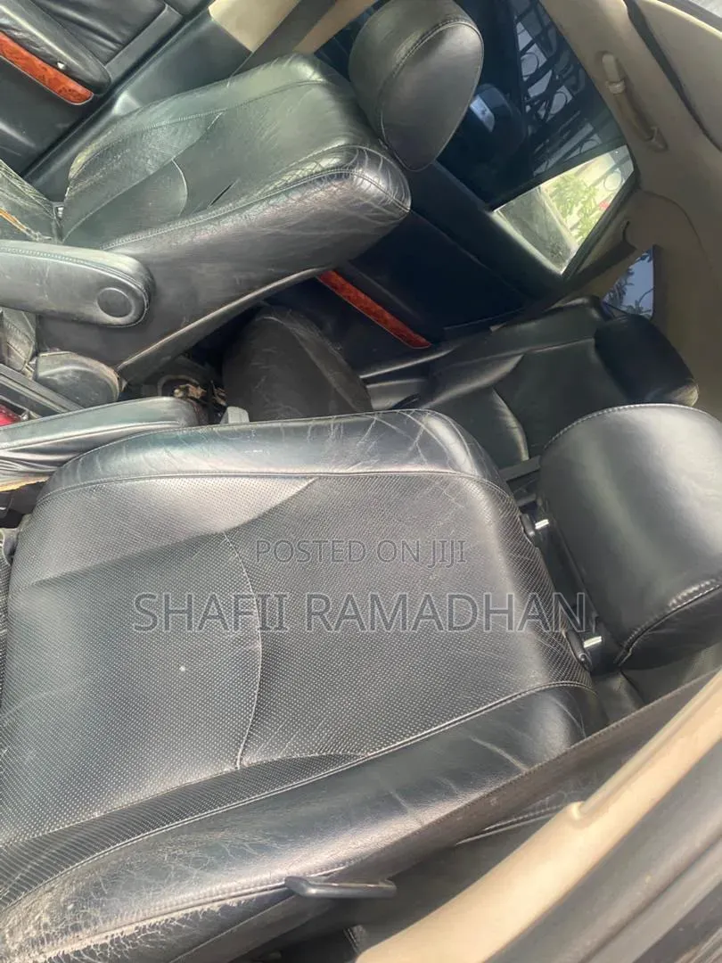 Toyota Harrier 2011 Black