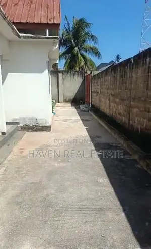 4bdrm House in Mjini for rent