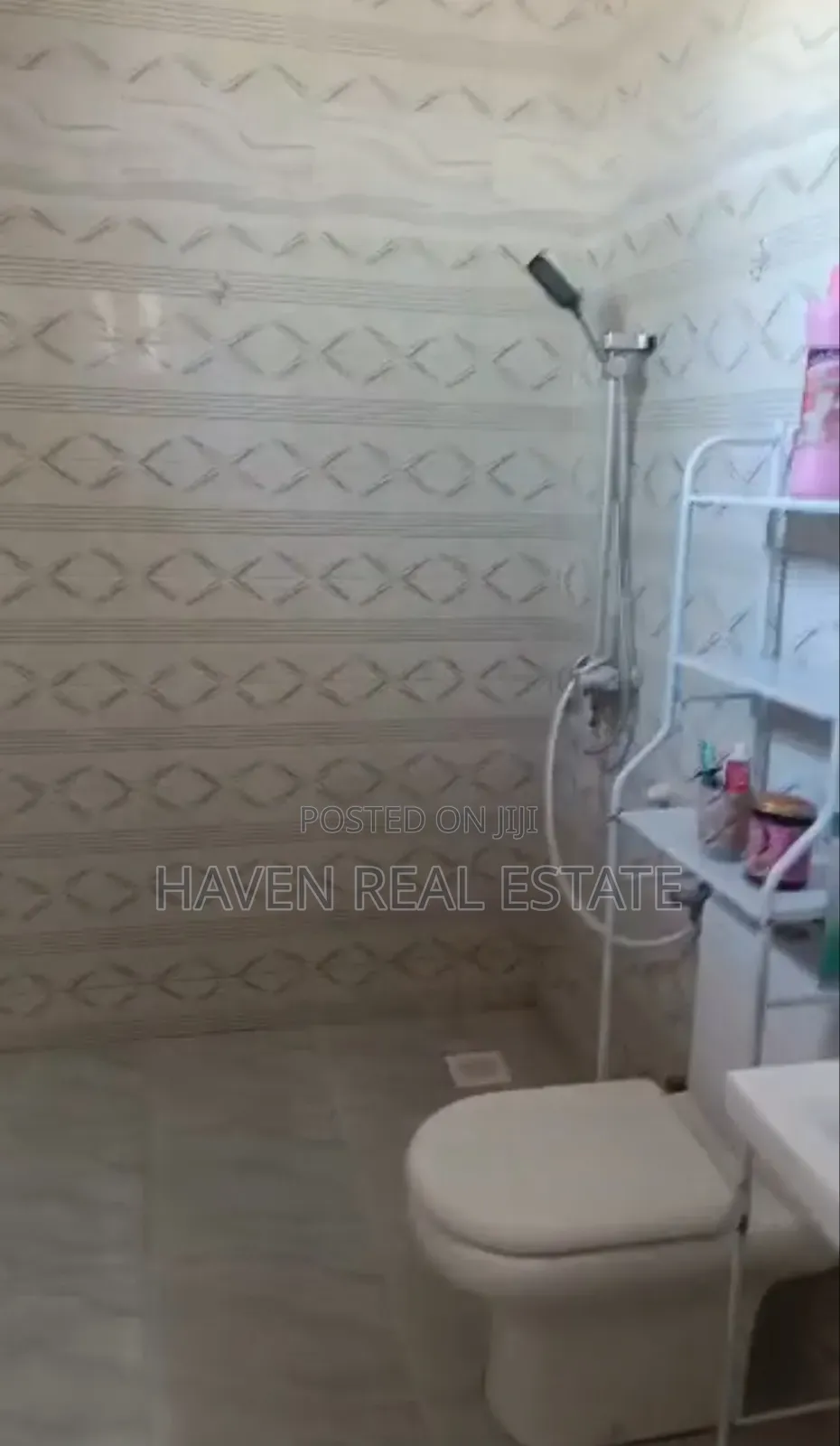 4bdrm House in Mjini for rent