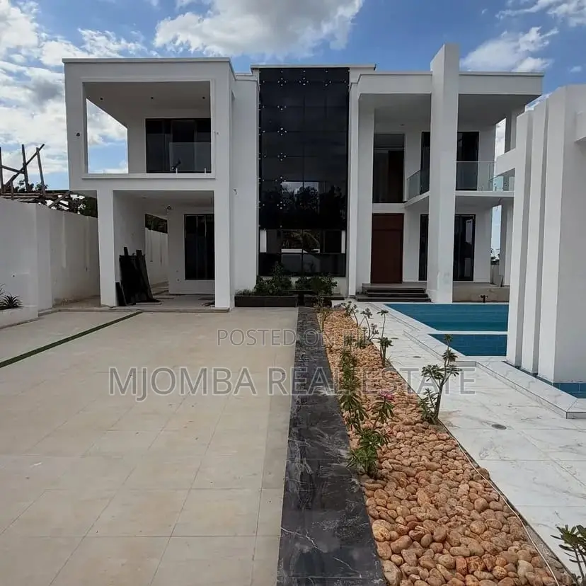 Furnished 4bdrm Bungalow in Goba for sale