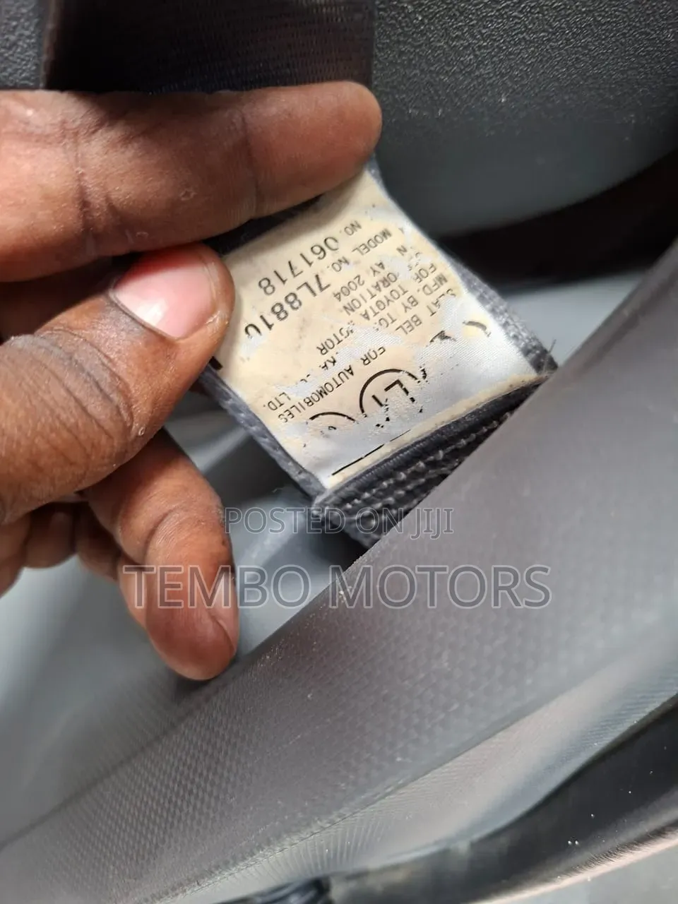 Toyota Sienta 2004 Silver