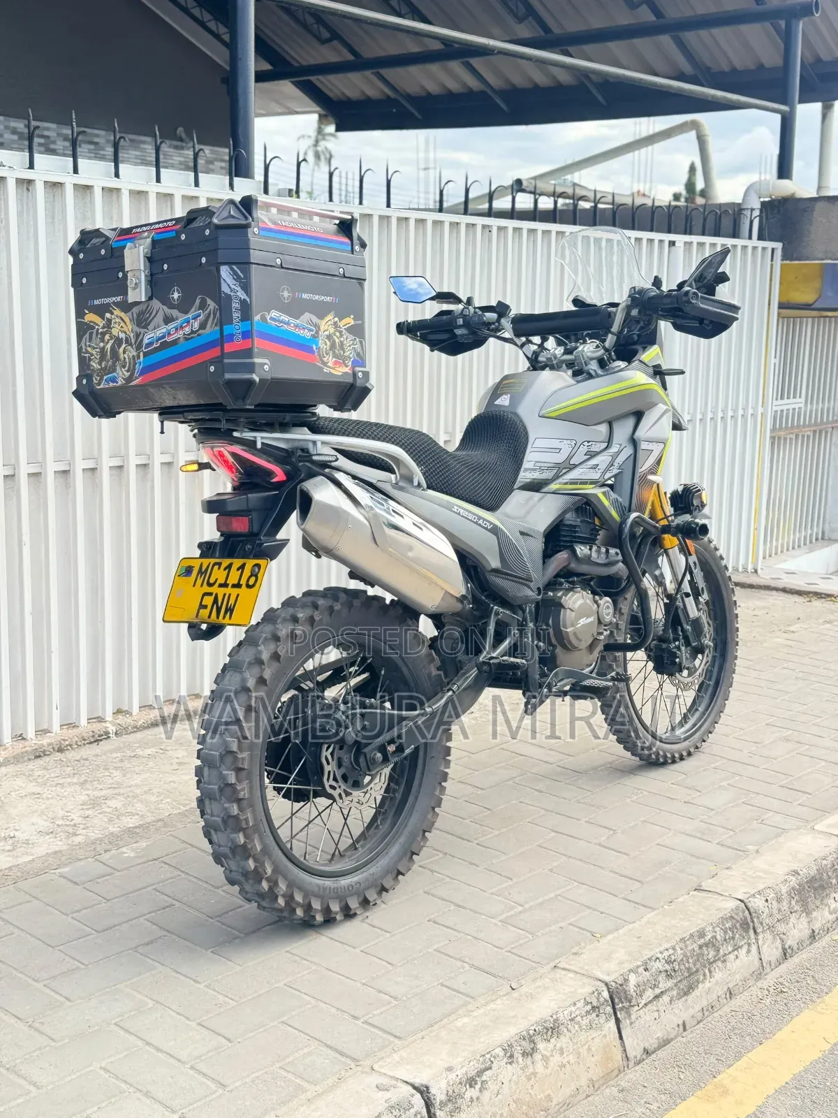 Honda CB 2026 Green