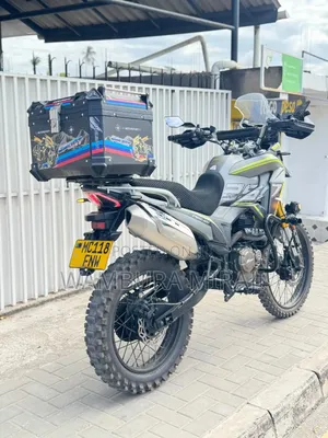 Honda CB 2026 Green