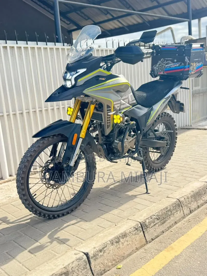 Honda CB 2026 Green