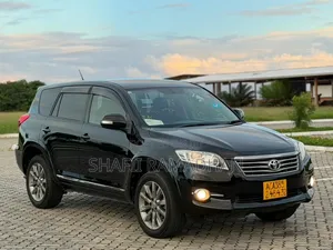 Toyota Vanguard 2016 Black