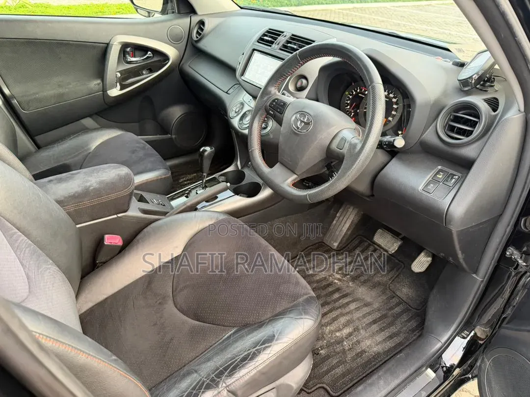Toyota Vanguard 2016 Black