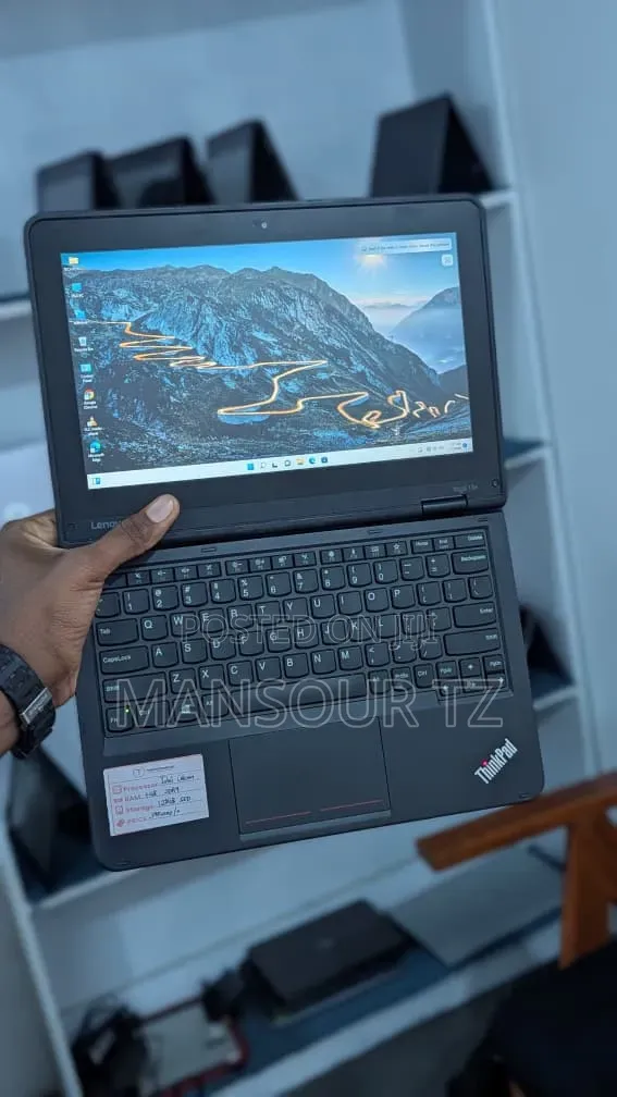 New Laptop Lenovo Yoga 11e 4GB Intel Core i5 SSD 128GB