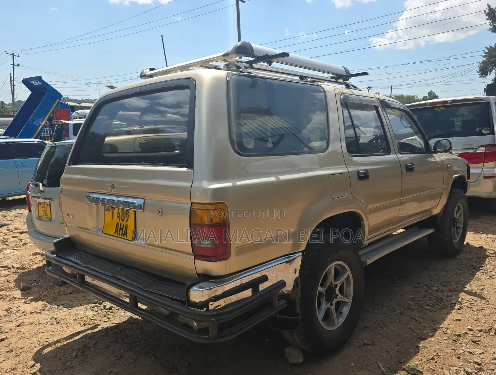Toyota Hilux Surf 2002 Gold