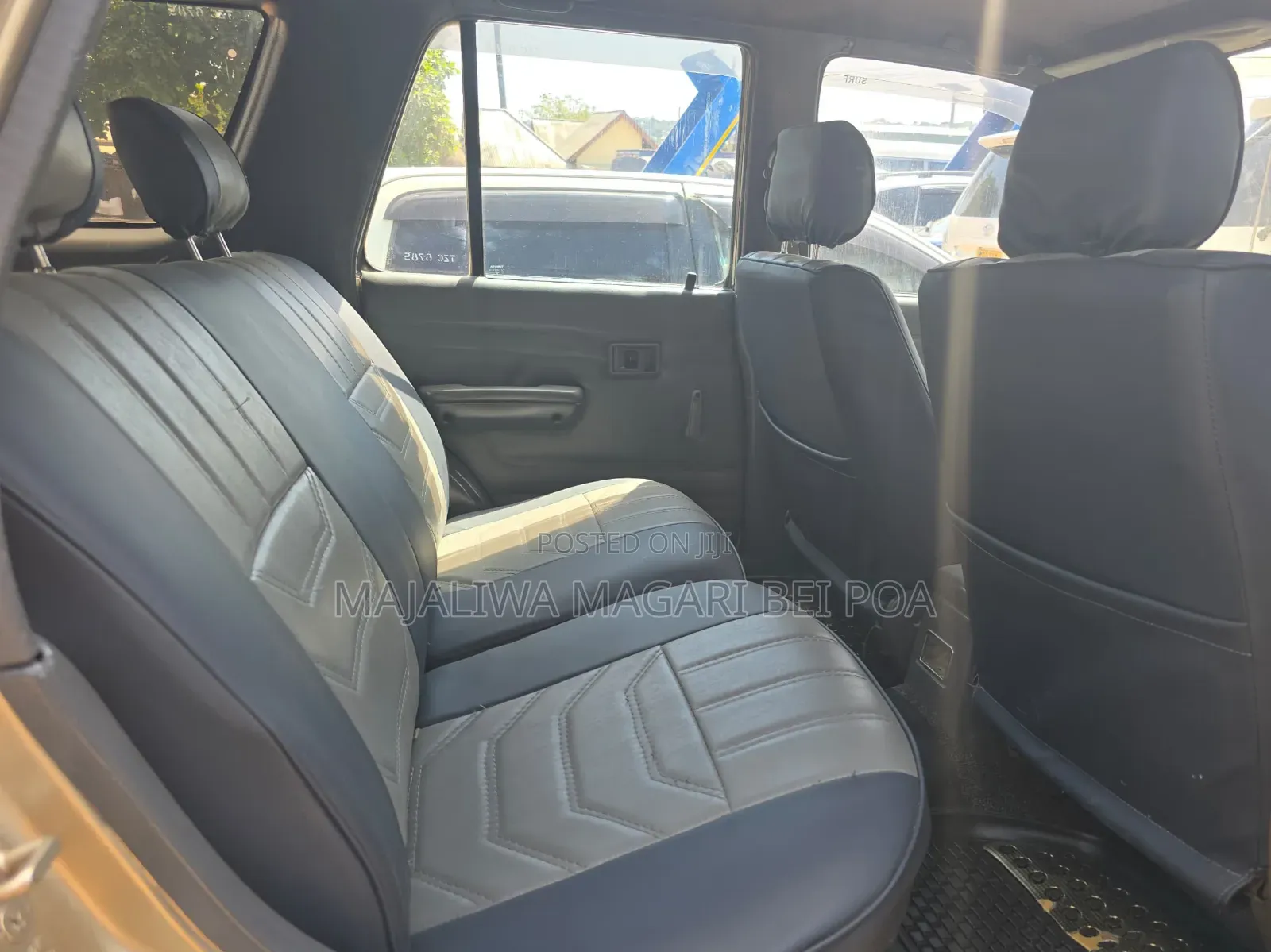 Toyota Hilux Surf 2002 Gold