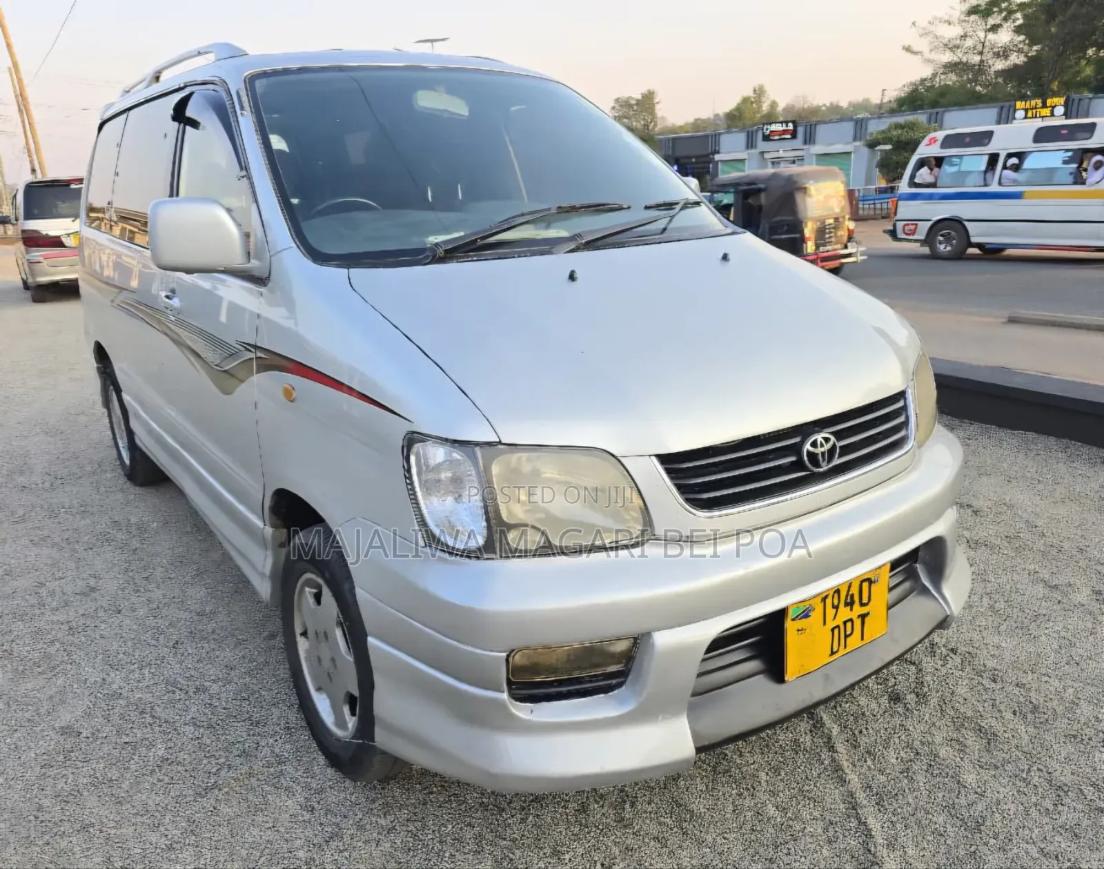 Toyota Noah 2009 Silver