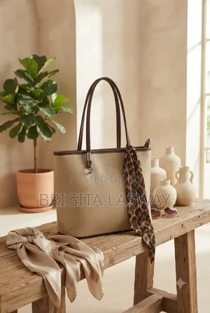 Tote Pochi