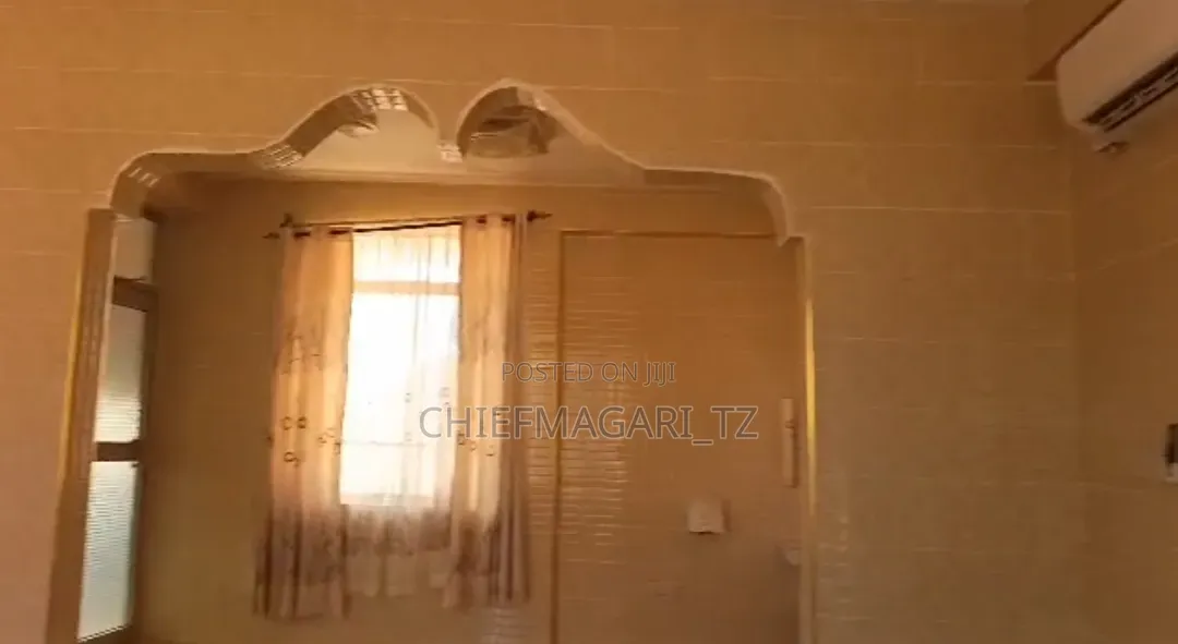 Furnished 4bdrm House in Ipagala, Bahi for sale