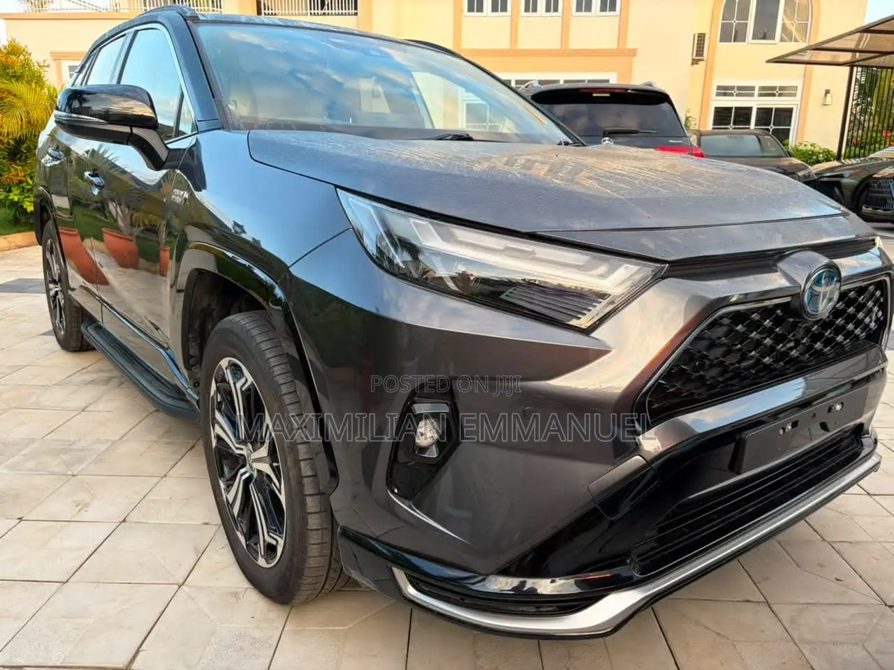 Toyota RAV4 Hybrid 2023 Gray