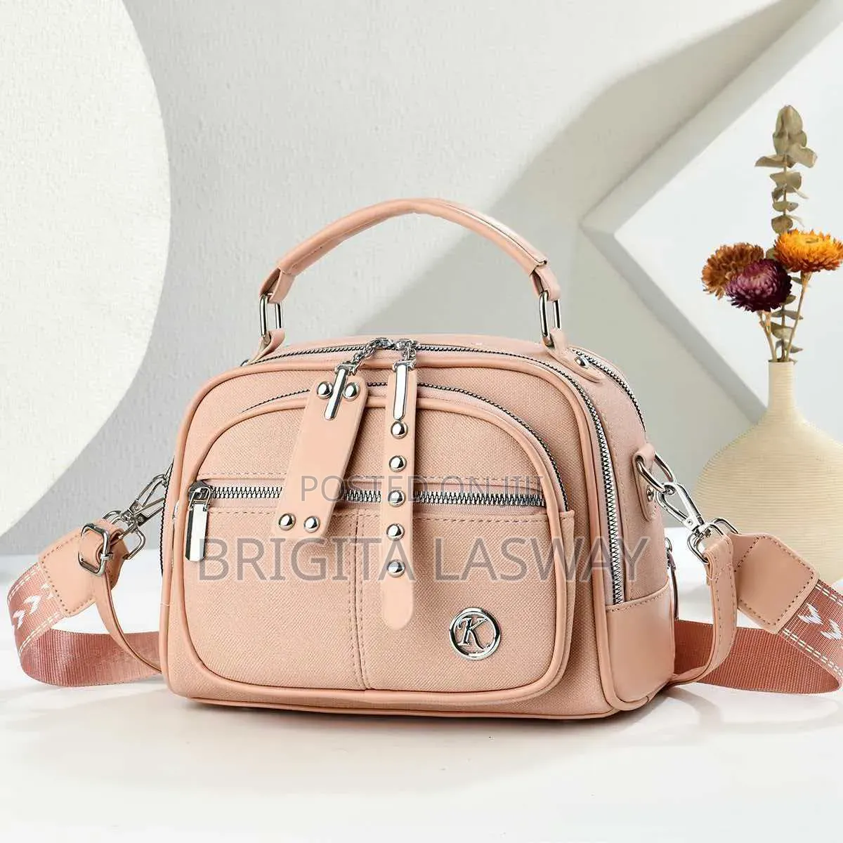 Pochi Crossbody + Shoulder Bag 