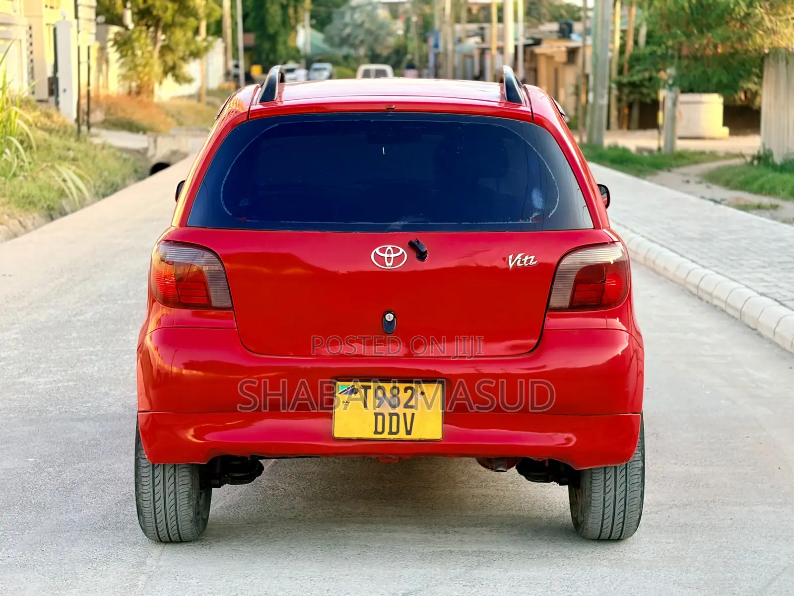 Toyota Vitz 1.0 FWD 5dr 2002 Red