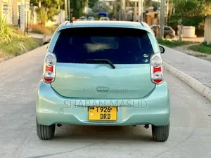 Toyota Passo 1.0 AWD 2006 Beige